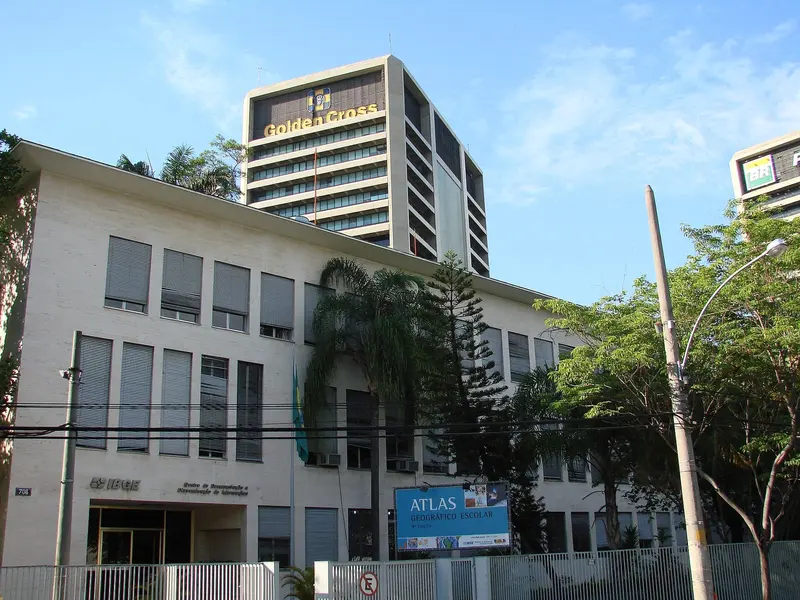 Fachada do prédio do Centro de Documentação e Disseminação de Informações do IBGE, no Rio de Janeiro