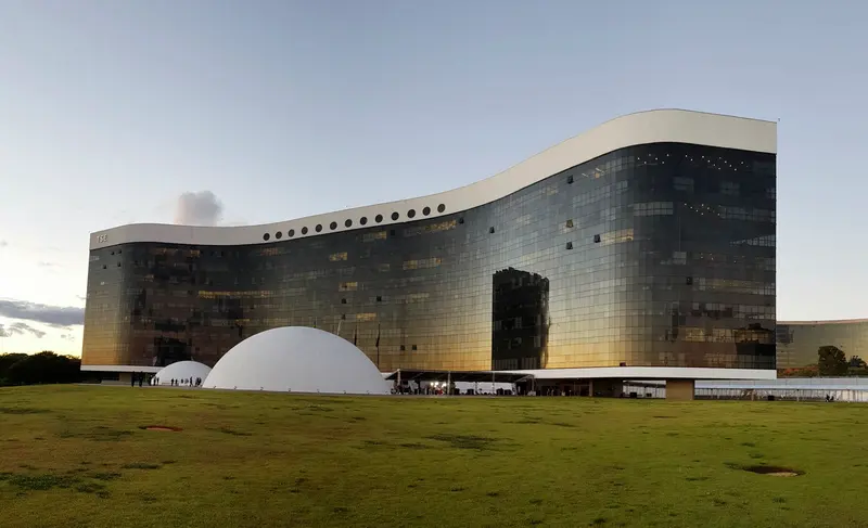 Fachada do Tribunal Superior Eleitoral, em Brasília